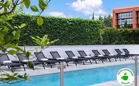 Ibis Styles Toulouse Labege