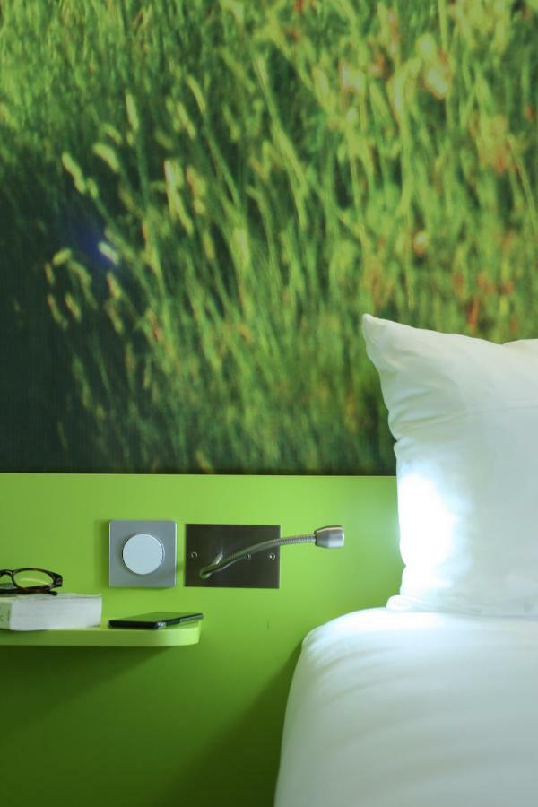 Ibis Styles Toulouse Labege Hotel Exterior photo